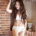 Gorgeous Chinese Xiuren model poses in lingerie - image 