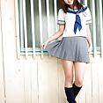 Teen schoolgirl Honoka Maki pics - image 