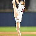 Korean baseball babe throws a pitch - image 