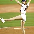 Korean baseball babe throws a pitch - image 